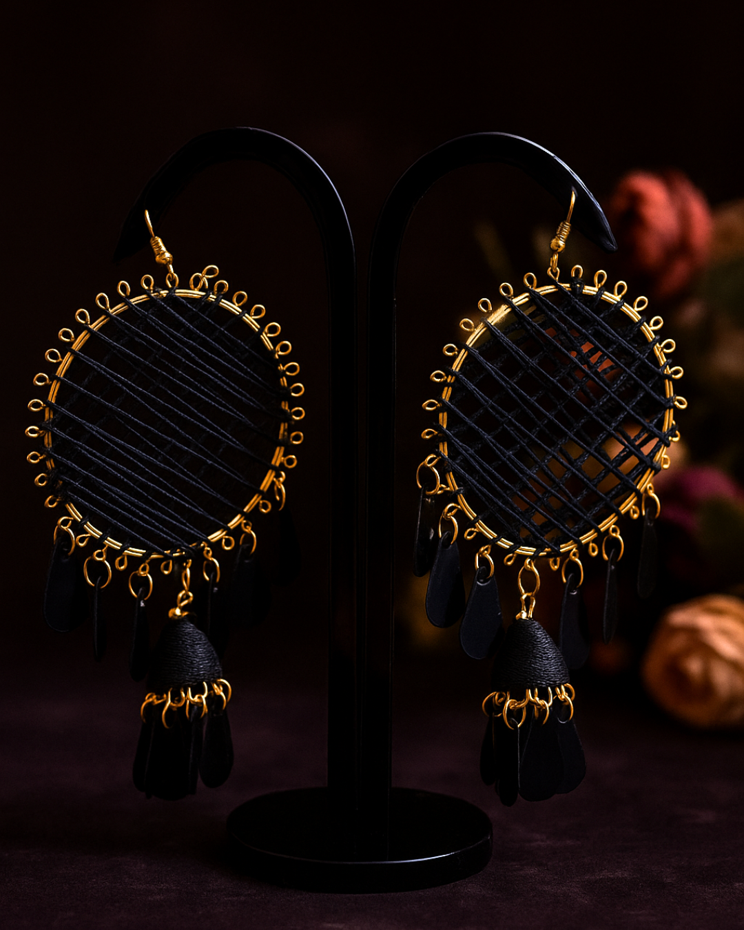 Black Wired Earring | Lightweight Statement Piece